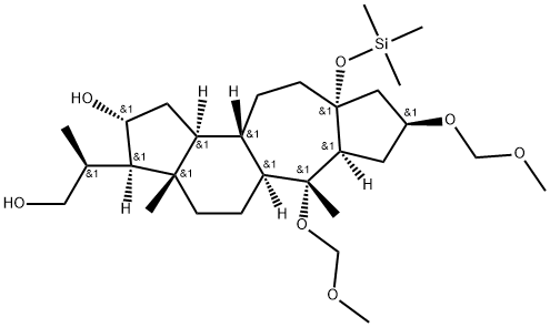 1H-Indeno[5,4-f]azulene-3-ethanol, hexadecahydro-2-hydroxy-6,8-bis(methoxymethoxy)-β,3a,6-trimethyl-9a-[(trimethylsilyl)oxy]-, (βS,2R,3R,3aS,5aS,6R,6aS,8S,9aR,11aS,11bS)- Structure