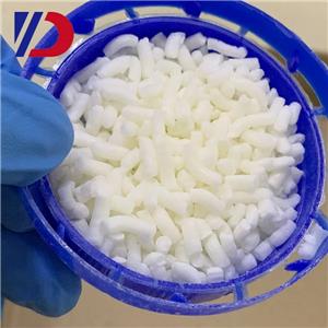 Sodium cocoyl isethionate