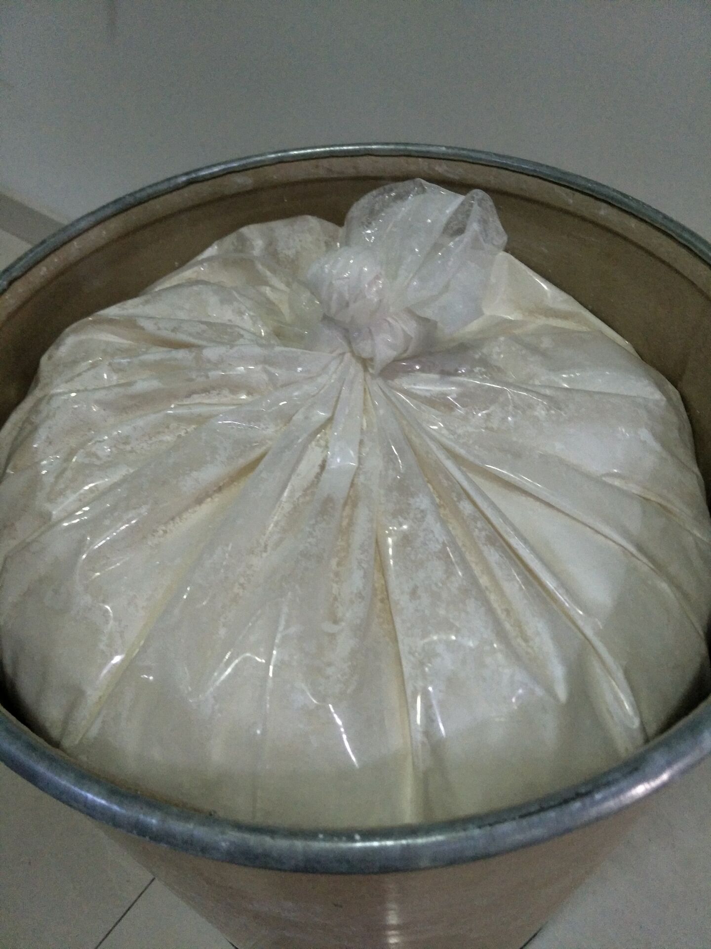 4-乙酰氨基-5-氯-2-甲氧基苯甲酸甲酯