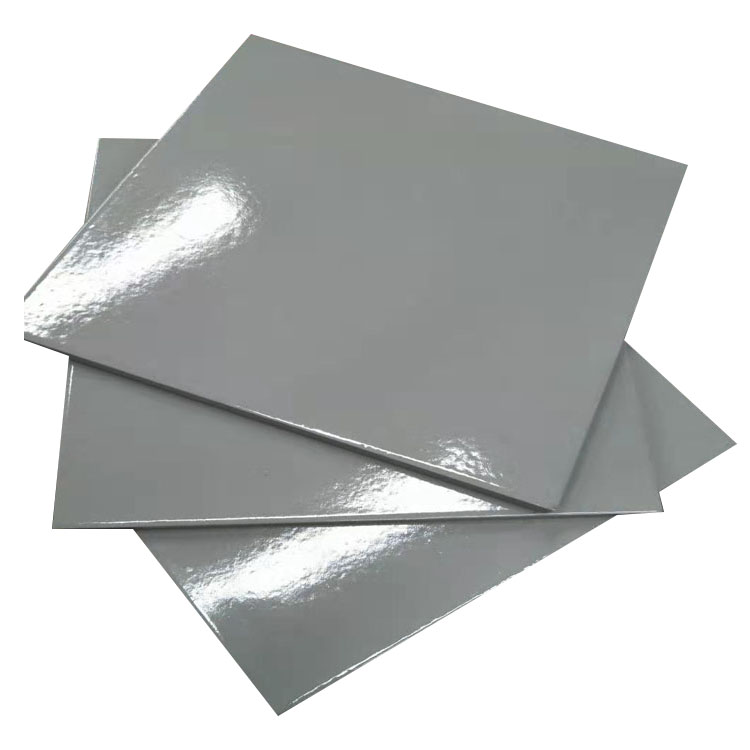 工厂墙面，沟池内壁用砖