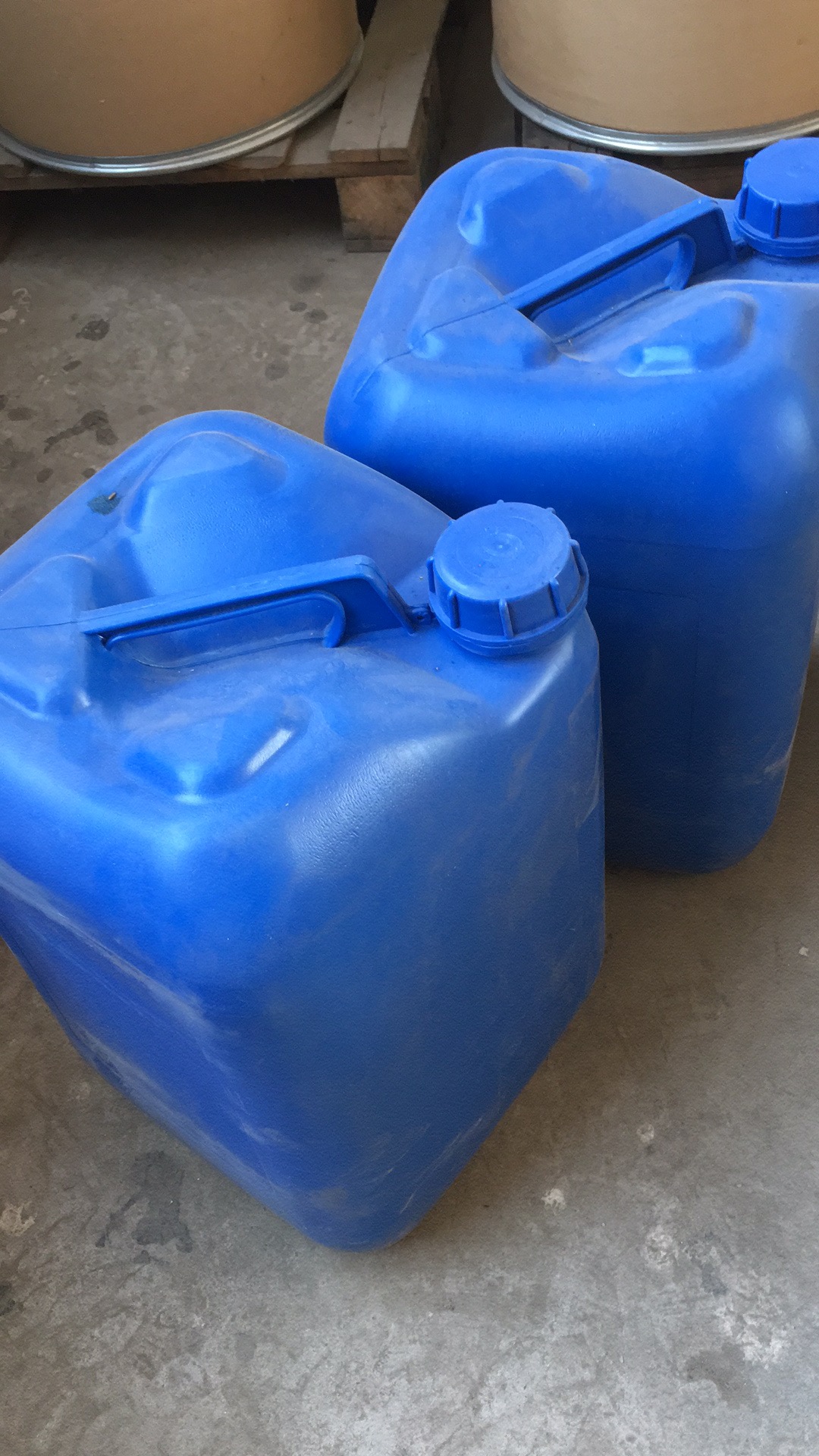 2-乙基-4-甲基咪唑