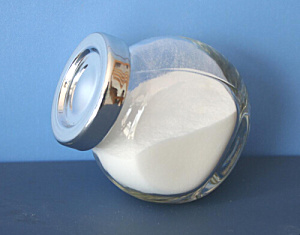 纳米三氧化二铝