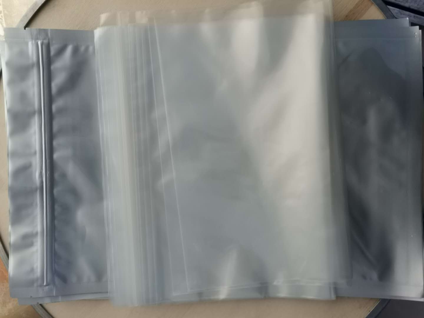 5-氨基-2，4，6-三碘-N，N-双(2，3-二羟基丙基)-1，3-苯二甲酰胺