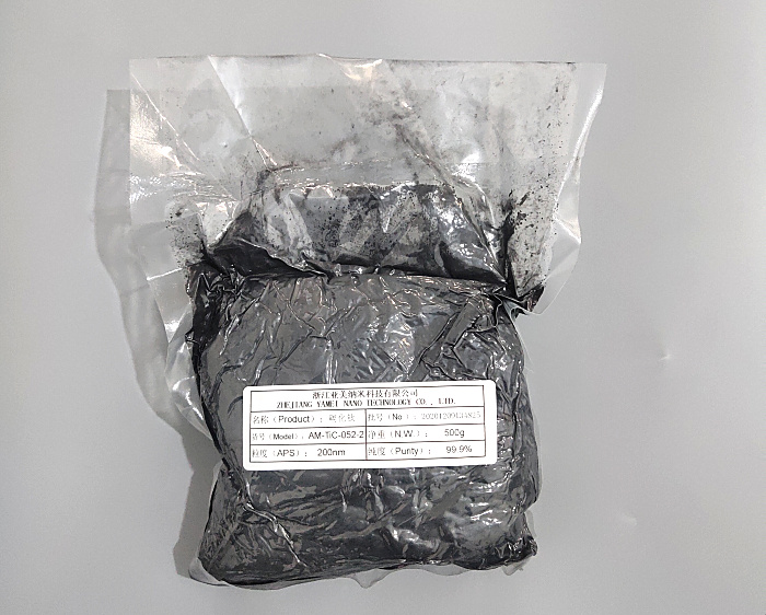 亚纳米级碳化钛