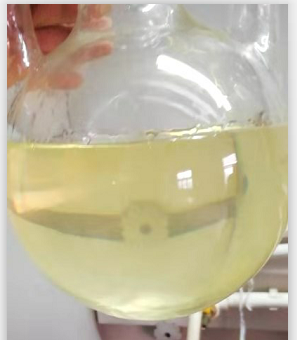 三烯丙基异氰脲酸酯（TAIC)