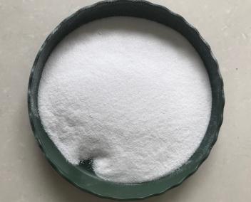 2-特丁基-5-(4-特丁苄基)硫代-4-氯-3(2氢)-哒嗪酮