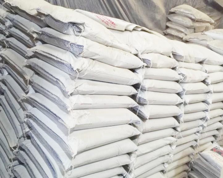 早强防冻剂1.jpg 早强防冻剂1.jpg