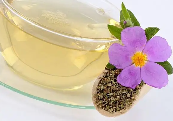 岩蔷薇油；8016-26-0