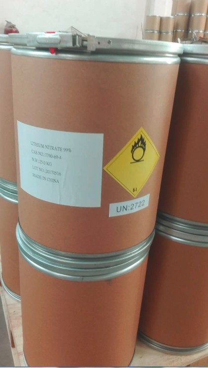 硝酸锂