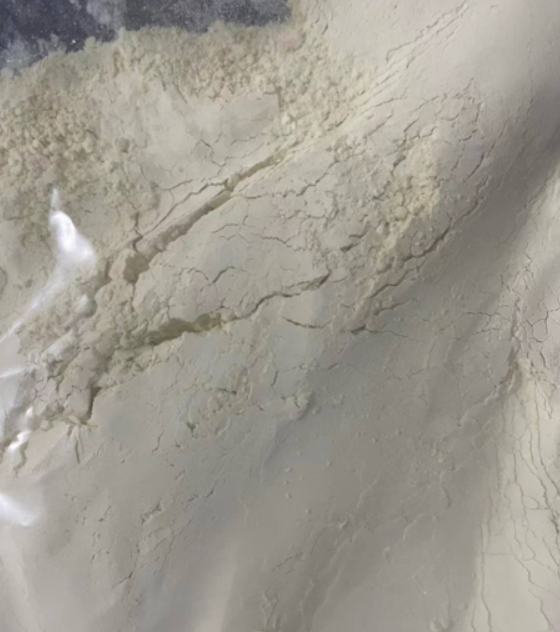 妥卡替尼半乙醇合物