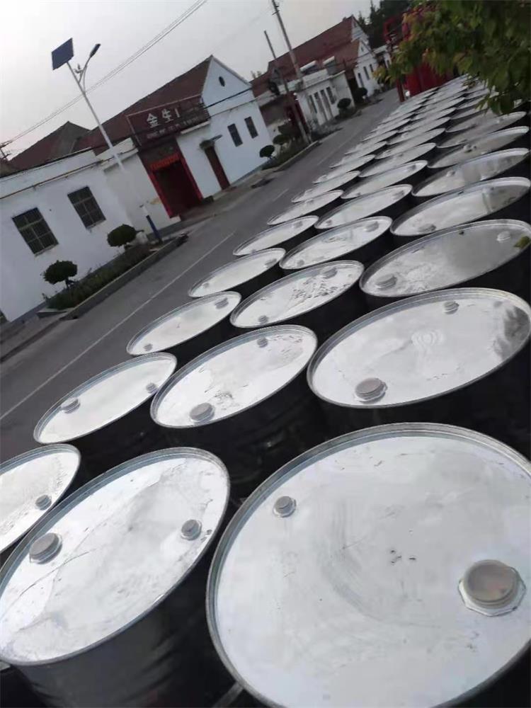 镀锌桶11.jpg 镀锌桶11.jpg