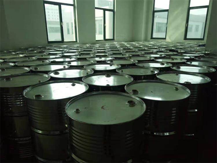 银白色镀锌桶通用 (12).jpg