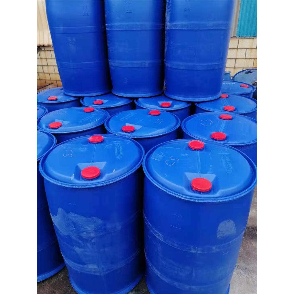 齐鲁石化异辛醇99.9%供应 国标优级品 常做增塑剂