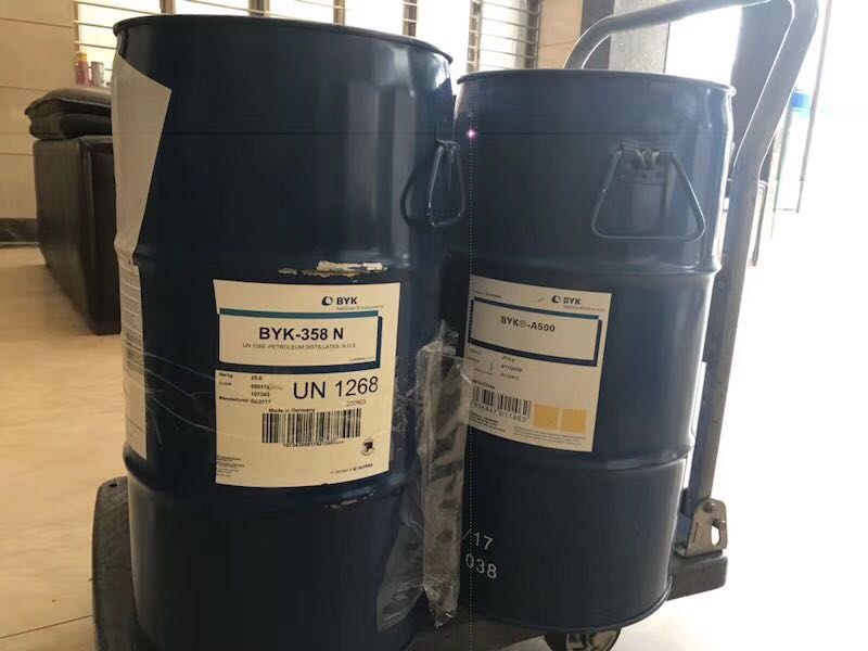 德国毕克炭黑分散剂BYK163溶剂型体系和颜料浓缩浆用高分子量润湿分散剂