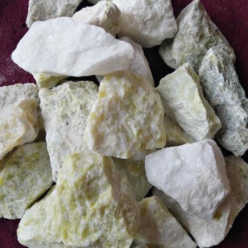 花蕊石多糖黄酮皂苷多糖多酚生物碱挥发油等提取树脂纯化成分分离定制及检测