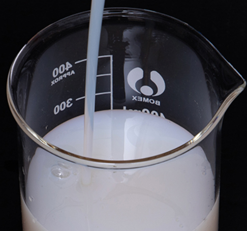 水性聚氨酯耐高温清漆