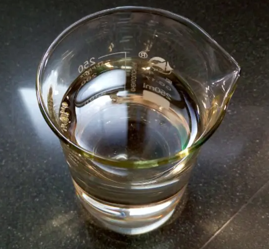 102-76-1；三乙酸甘油酯