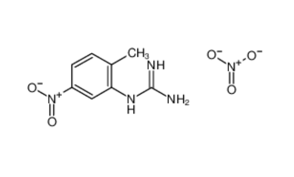 (2-甲基-5-硝基苯基)胍硝酸盐