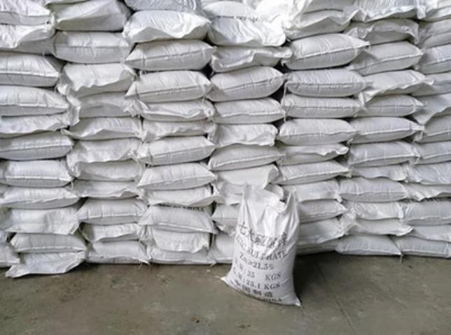 九水硫化钠（1313-84-4）