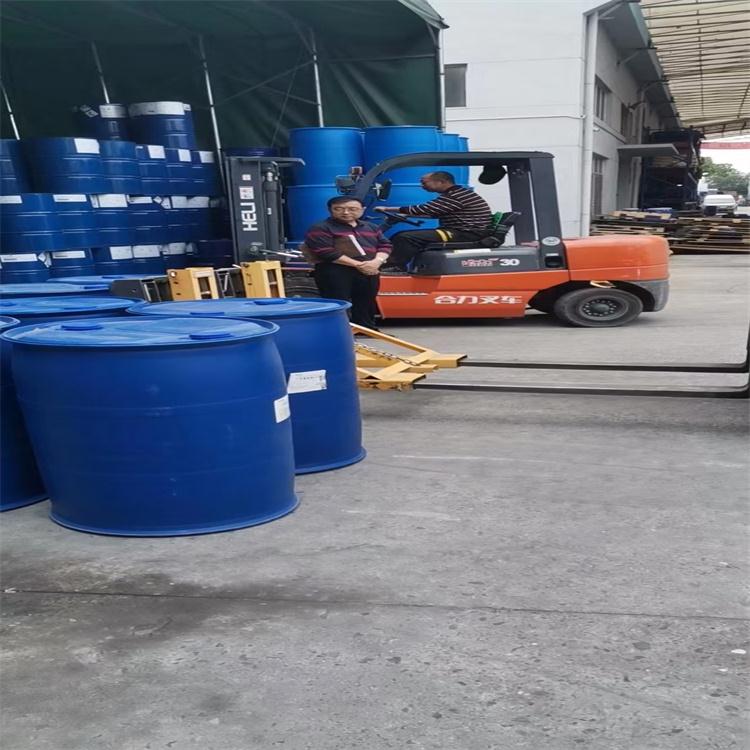 塑料桶18.jpg 塑料桶18.jpg