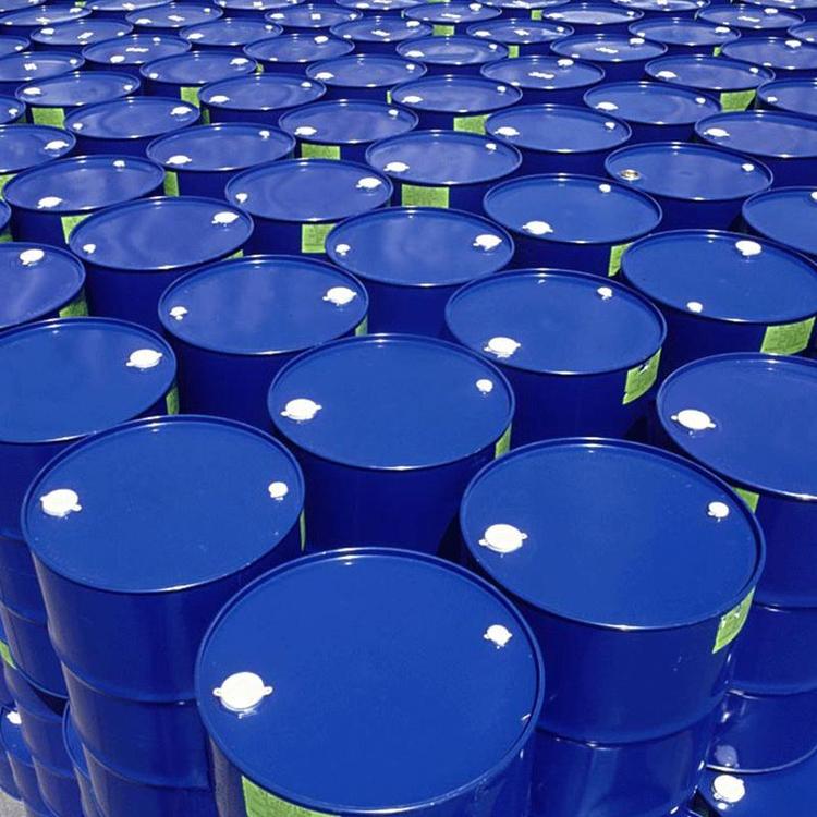 顺丁烯二酸二辛酯 无色透明液体，微有气味