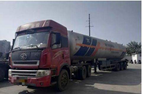 大车.jpg 大车.jpg