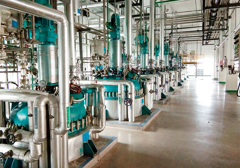 6-(4-氨基-2,6-二氯苯氧基)-4-异丙基哒嗪-3(2H)-酮