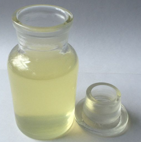 107898-54-4；聚檀香醇