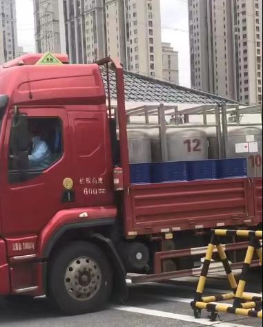 辛酸亚锡 精选货源国标优级品含量99一桶起发