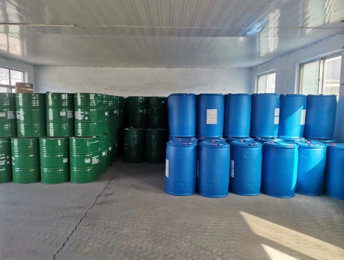 苯甲醚含量99.9%