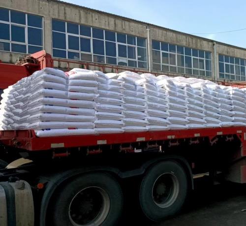 袋子装车2.jpg 袋子装车2.jpg