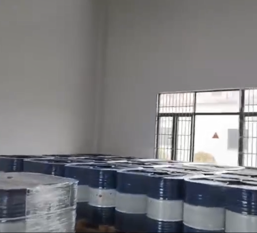 三甲基乙酰氯 特戊酰氯?医药农药中间体3282-30-2一桶起发