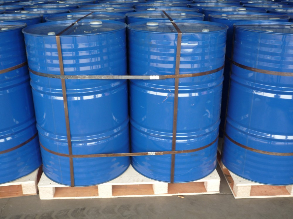 二乙三胺180KG/桶
