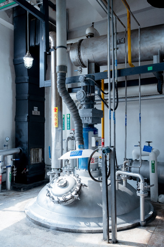  1-环丙基-7-氟-8-甲氧基-4-氧代-1,4-二氢喹啉-3-甲酸