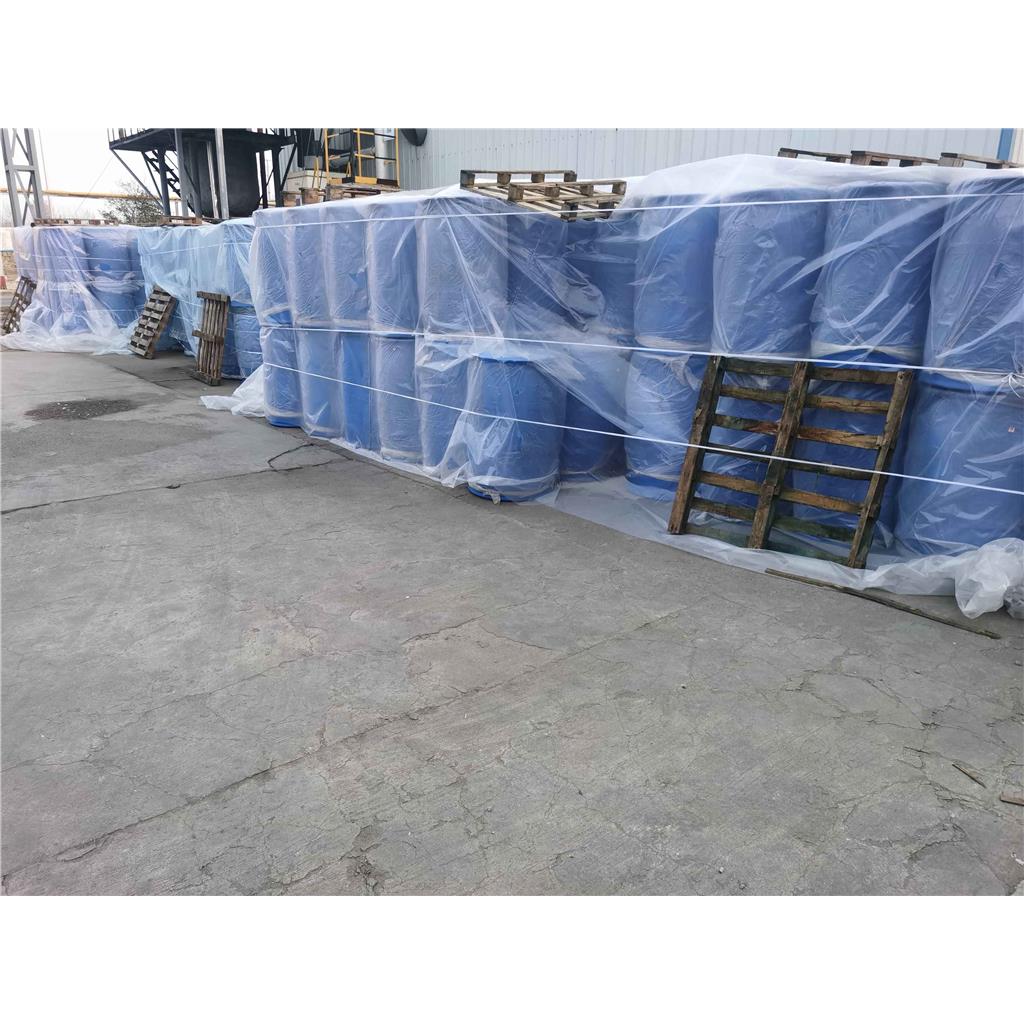 2,4-二氯苯腈；2,4-二氯苯甲腈