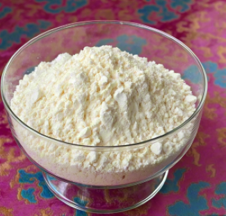 "2-乙氧基-4,6-二氯嘧啶：环保、高效的中间体选择"