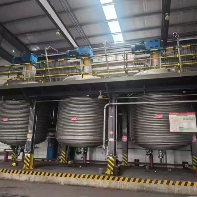 二手外盘反应釜回收 关于多款反应釜传热、结构与技术深度解析