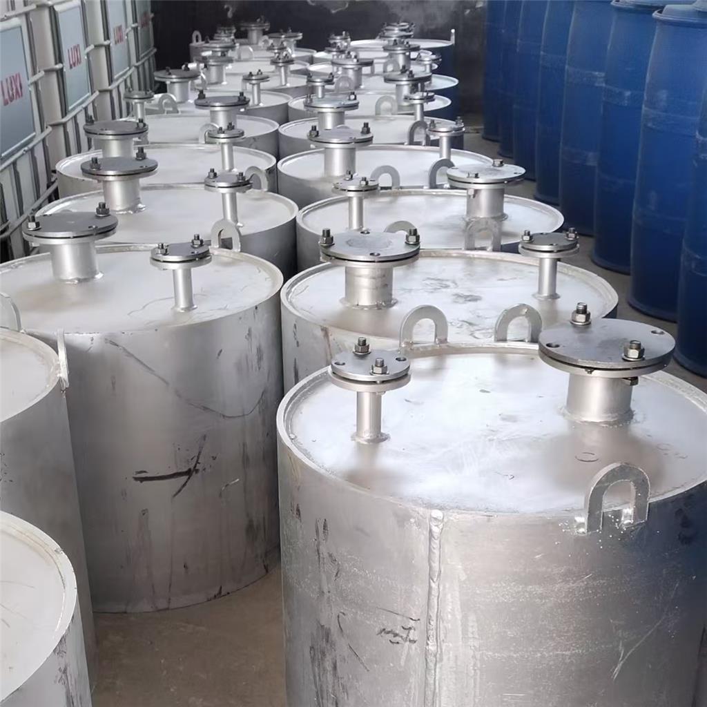 工业氯磺酸磺化剂 300KG等大小钢瓶包装 99含量以上 无机原料溶剂 74-89-5