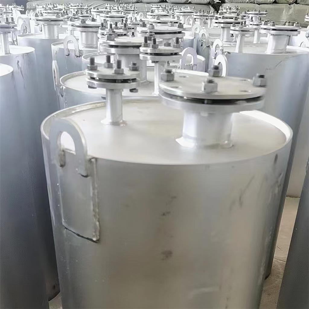 工业氯磺酸磺化剂 300KG等大小钢瓶包装 99含量以上 无机原料溶剂 74-89-5