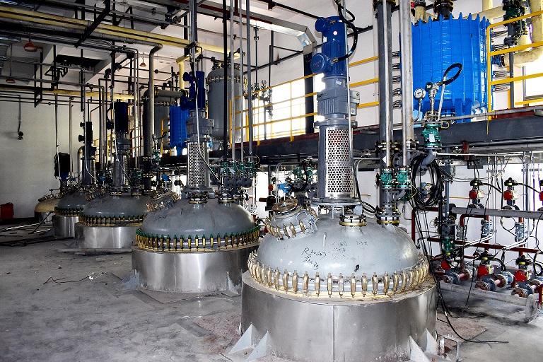 二乙氨基羟苯甲酰基苯甲酸己酯 DHHB 302776-68-7