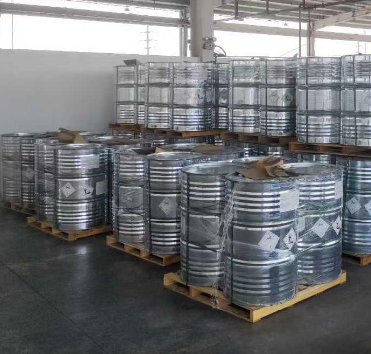 国产特戊酰氯3282-30-2 包装200公斤/桶