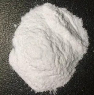 甲酚曲唑三硅氧烷；155633-54-8