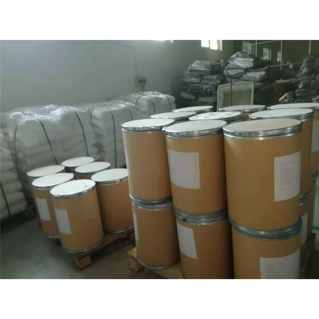 盐酸小檗碱；盐酸黄连素；化学合成；满足药典标准；；