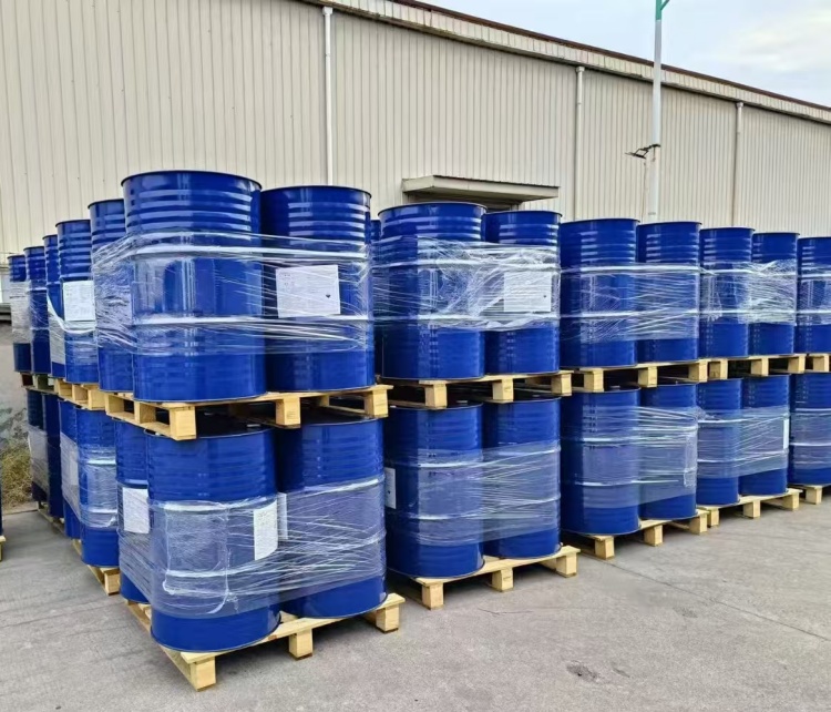 聚乙二醇甲醚9004-74-4用作水性聚氨酯的反应溶剂