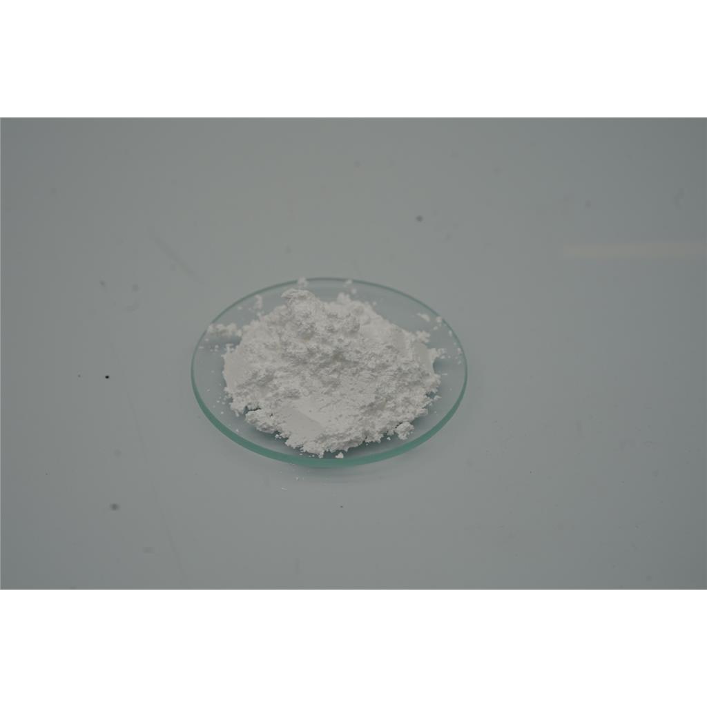 四氯化锆粉纯度：99.5 % 