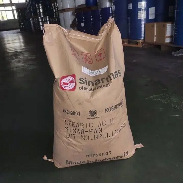 十八酸B1801，硬脂酸25KG/袋