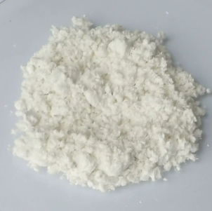 2-甲基吲哚；95-20-5