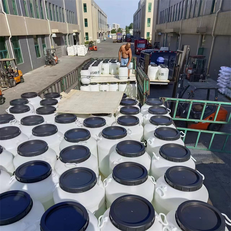 月桂酰胺丙基氧化胺 LAO-30 表面活性剂 增稠去油剂 61792-31-2