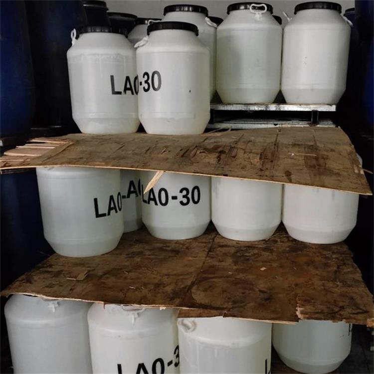 月桂酰胺丙基氧化胺 LAO-30 表面活性剂 增稠去油剂 61792-31-2
