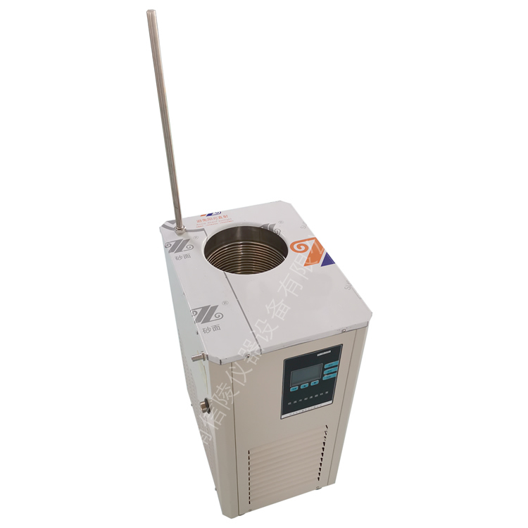 DLSB-30/30低温制冷循环机-30℃冷却浴槽